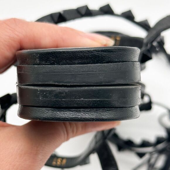 Valentino Garavani Rockstud Gladiatore Sandals Black Leather Ankle Tie EU 37 US7 - Picture 12 of 13